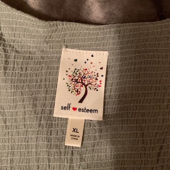 Green blouse - Picture 2 of 2